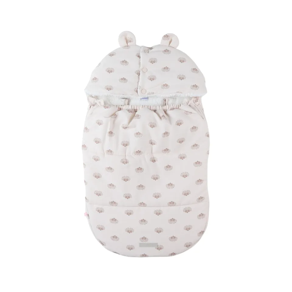 noukies-mix-match-babynest-wasserabweisend-hellrosa-igel-bis-4-5-monate image 1